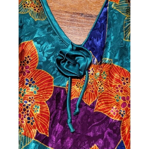 VTG INHIBITIONS~FLATTERING-SATIN CHEMISE~flair~Medium Runs Nightie Floral Bright - Picture 3 of 6